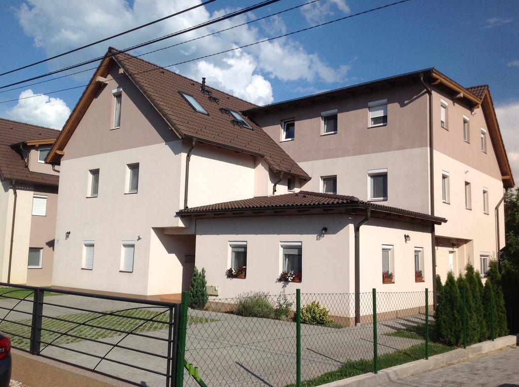 Bella Apartman Balatonfüred Zimmer foto
