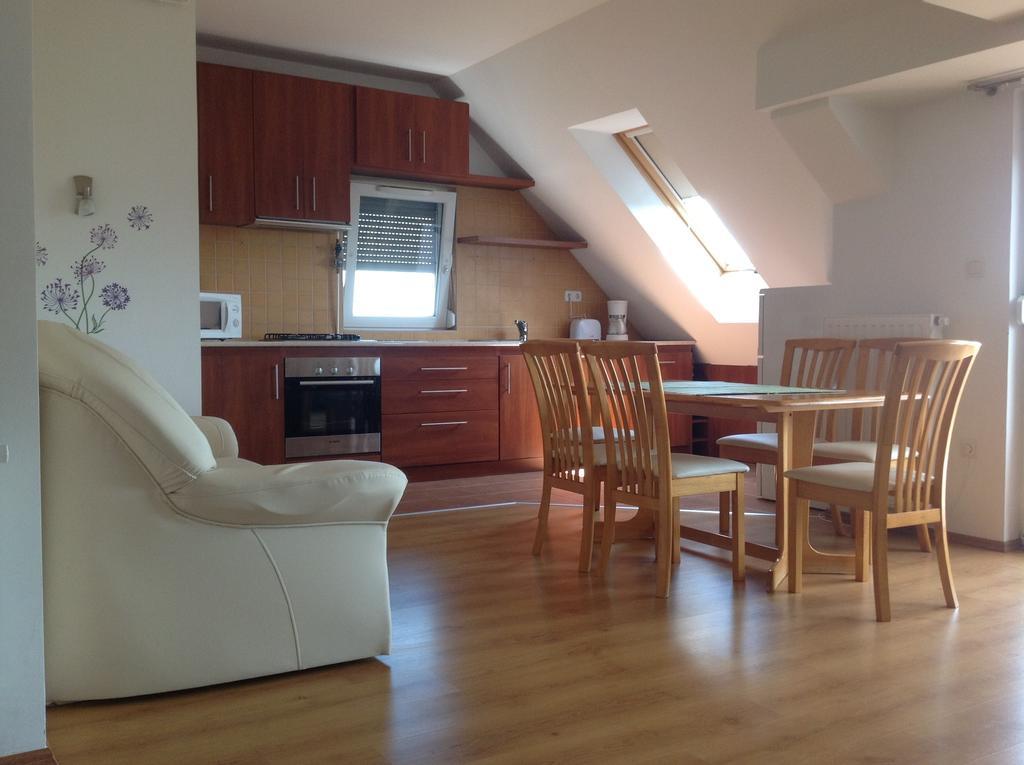 Bella Apartman Balatonfüred Zimmer foto